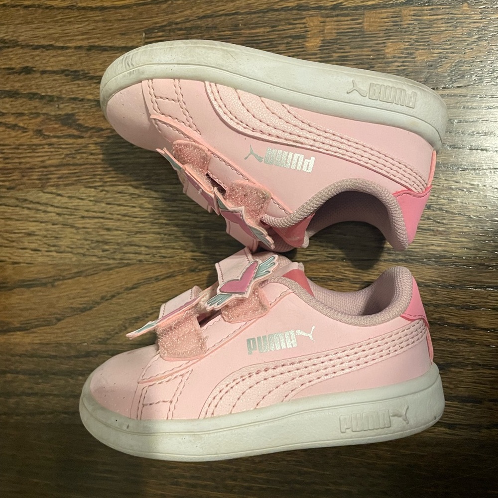 Pink Pumas - Picture 2 of 4